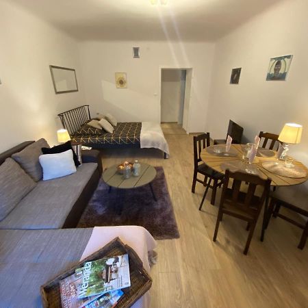 شقة وارسو  في Apartament Arsenal المظهر الخارجي الصورة