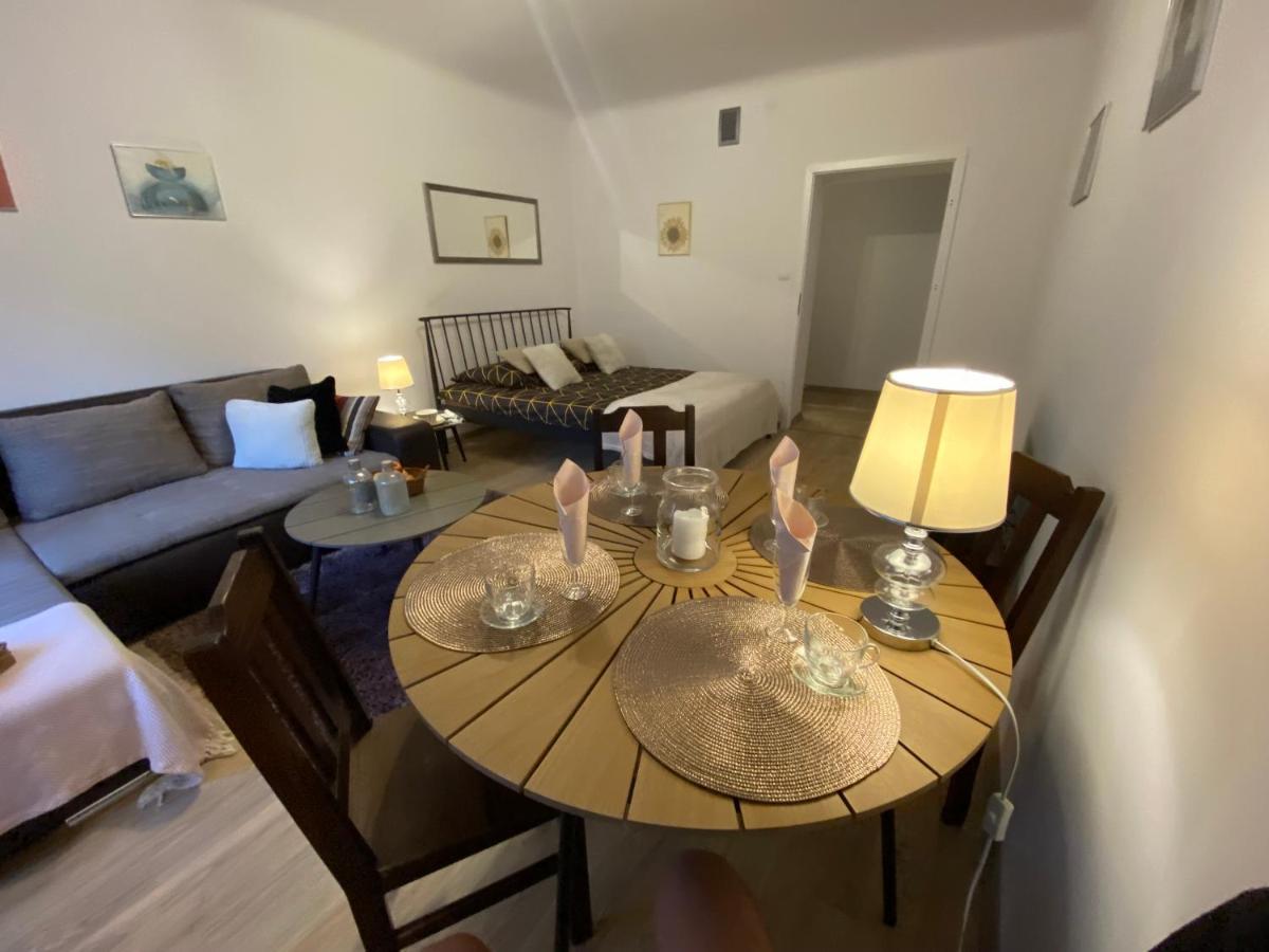 شقة وارسو  في Apartament Arsenal المظهر الخارجي الصورة